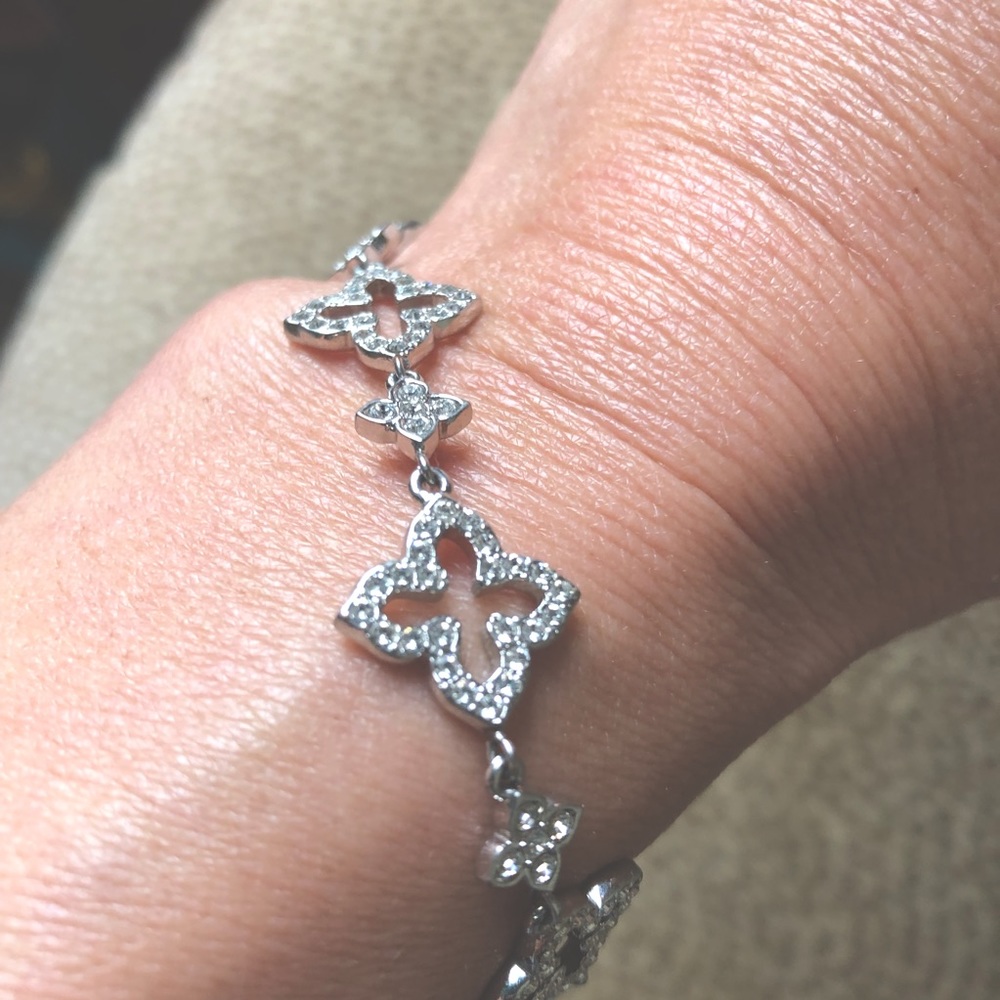 Cubic zirconia bracelet🤍